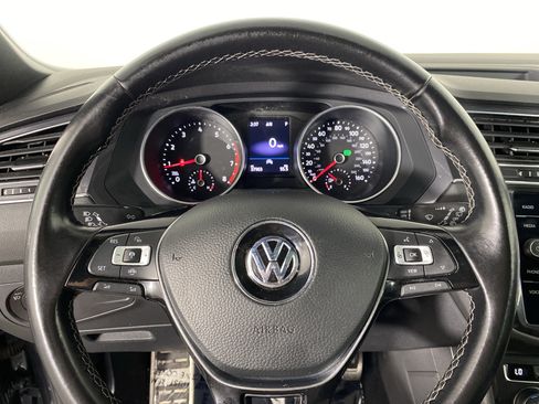 Used 2021 Volkswagen Tiguan SE R-Line AWD/4WD image 21
