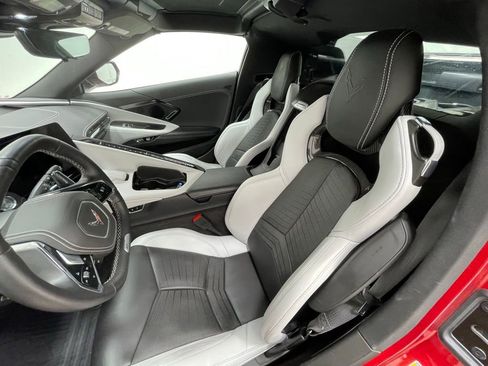 Used 2025 Chevrolet Corvette E-Ray AWD/4WD image 17