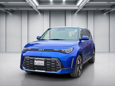 Certified 2024 Kia Soul GT-Line w/ GT-Line Technology Package FWD image 3