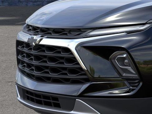 New 2026 Chevrolet Blazer LT w/ Convenience Package FWD image 13