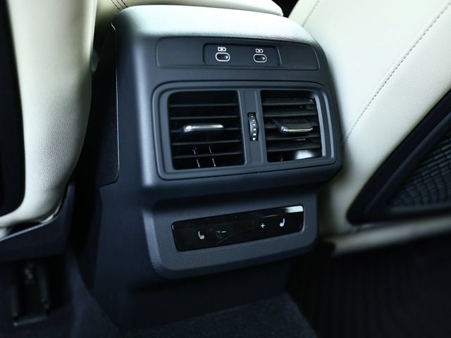 Used 2025 Audi Q5 Prestige AWD/4WD image 30