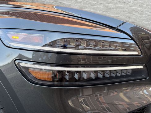 Used 2026 Genesis GV80 2.5T Prestige image 6