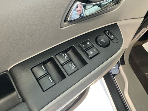 Used 2015 Honda Odyssey EX-L image 10