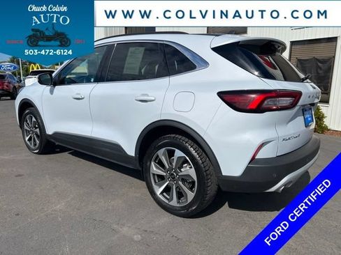 Certified 2025 Ford Escape Platinum AWD/4WD image 11