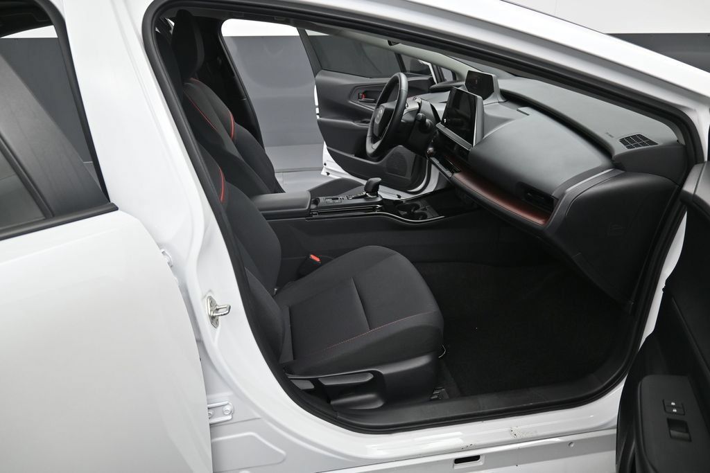 Certified 2024 Toyota Prius Prime FWD image 30