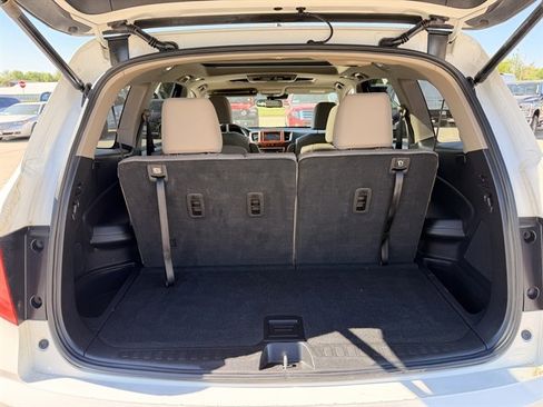 Used 2018 Honda Pilot Elite image 9
