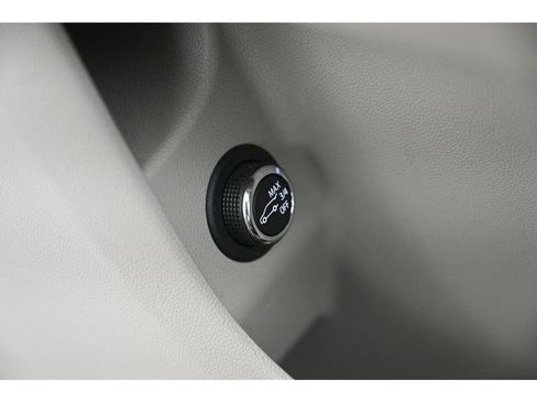 Used 2021 Cadillac XT4 Luxury w/ Cold Weather Package image 31