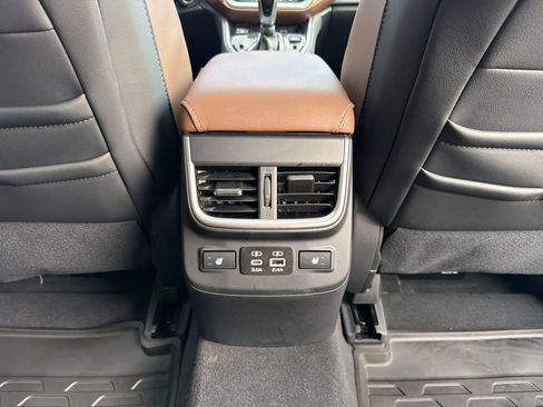 Used 2025 Subaru Outback Touring XT w/ Popular Package #2 AWD/4WD image 26