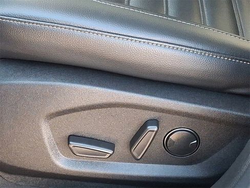 Certified 2022 Ford Edge SEL w/ Convenience Package image 26