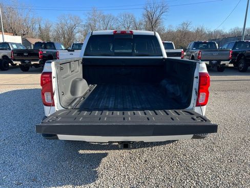 Used 2016 Chevrolet Silverado 1500 High Country w/ High Country Premium Package image 17