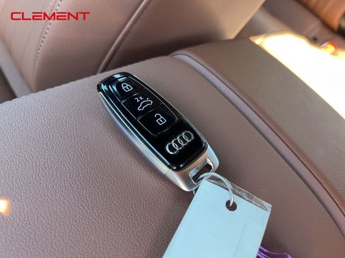 Used 2025 Audi A6 3.0T Premium AWD/4WD image 43