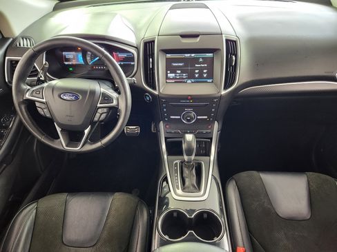 Used 2015 Ford Edge Sport image 15