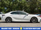 Used 2022 Toyota Camry SE image 3