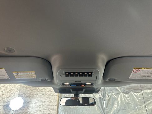 Used 2023 Ford F250 XL w/ STX Appearance Package image 21