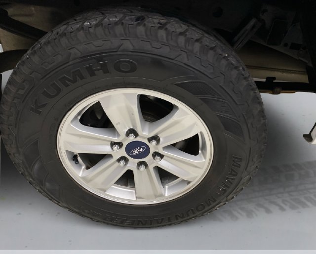 Used 2016 Ford F150 XLT AWD/4WD image 17