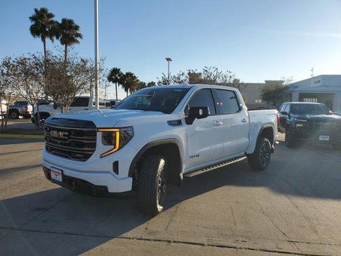 New 2026 GMC Sierra 1500 AT4 w/ AT4 Premium Package AWD/4WD image 3