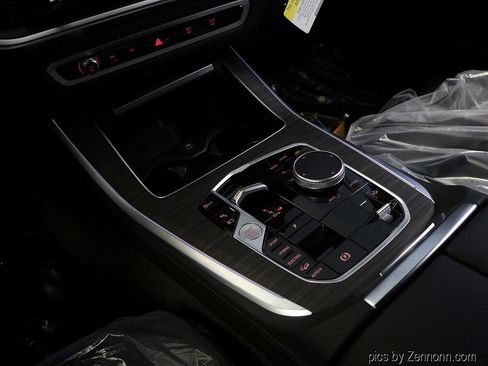 Used 2026 BMW X5 xDrive50e w/ Premium Package image 14