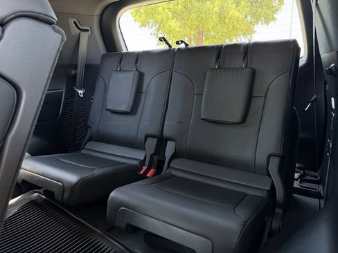 Used 2023 Lexus LX 600 F Sport w/ Accessory Package (Z1) AWD/4WD image 30