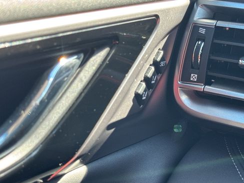 Used 2021 Subaru Outback Limited w/ Popular Package #2 image 29