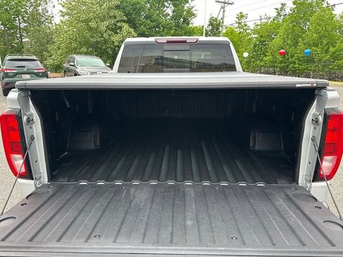 Used 2019 GMC Sierra 1500 SLE w/ SLE Value Package AWD/4WD image 13