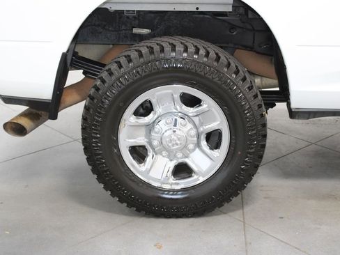 Used 2022 RAM 3500 Big Horn image 17