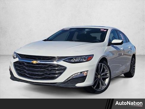 Used 2024 Chevrolet Malibu LT image 1