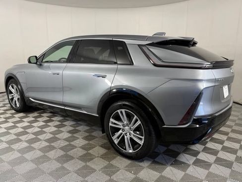 Used 2024 Cadillac Lyriq Tech RWD image 4