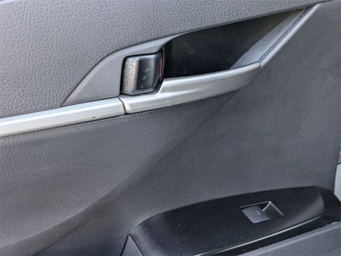 Used 2025 Toyota Camry LE image 27