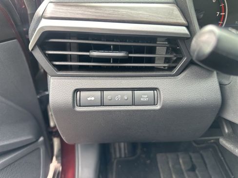 Used 2025 Nissan Altima 2.5 SV image 28