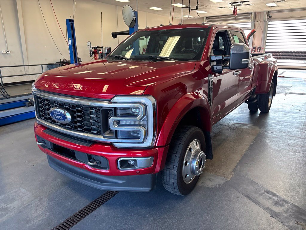 Used 2024 Ford F450 Platinum w/ FX4 Off-Road Package AWD/4WD image 2