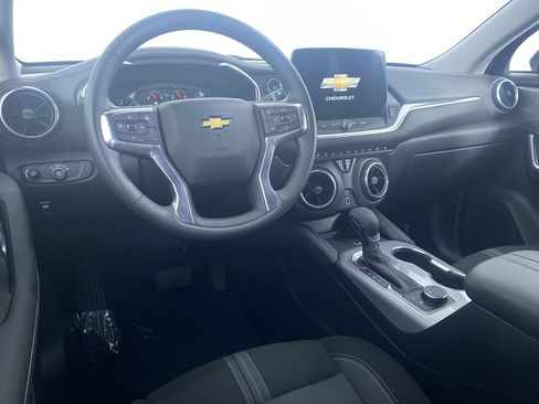 Certified 2024 Chevrolet Blazer LT w/ Convenience Package image 2