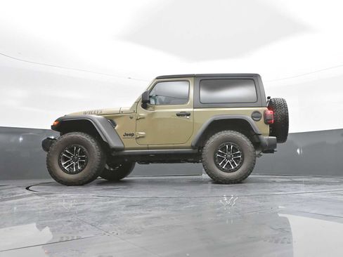 Used 2025 Jeep Wrangler Sport image 48