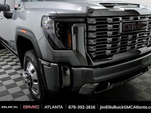 New 2026 GMC Sierra 3500 Denali w/ Denali Reserve Package AWD/4WD image 37