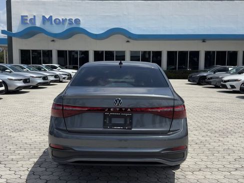 Used 2025 Volkswagen Jetta S FWD image 10
