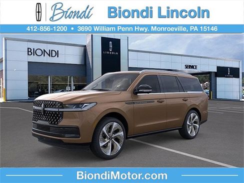 New 2026 Lincoln Navigator Black Label AWD/4WD image 1