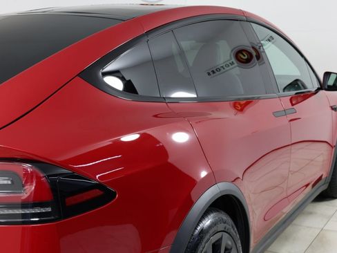 Used 2023 Tesla Model X image 39