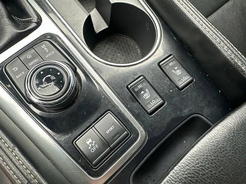Used 2021 Nissan Maxima 3.5 SV w/ Floor Mat Group FWD image 26