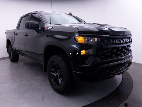 Used 2024 Chevrolet Silverado 1500 Custom Trail Boss AWD/4WD image 14
