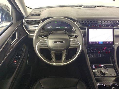 Used 2024 Jeep Grand Cherokee Limited 4xe AWD/4WD image 19