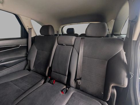 Used 2020 Kia Sorento AWD V6 image 25