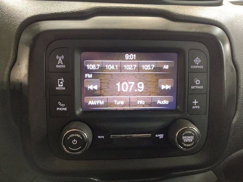 Used 2019 Jeep Renegade Sport AWD/4WD image 25