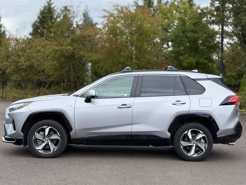 Used 2024 Toyota RAV4 SE w/ Weather & Moonroof Package AWD/4WD image 2