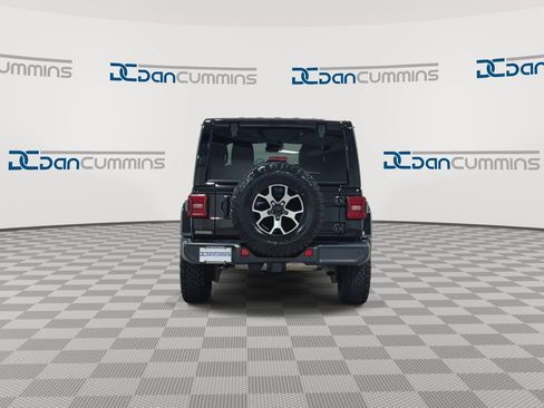 Used 2020 Jeep Wrangler Unlimited Sahara AWD/4WD image 7