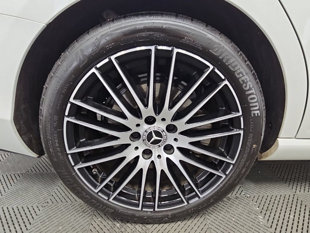 Used 2024 Mercedes-Benz C 300 Sedan image 50