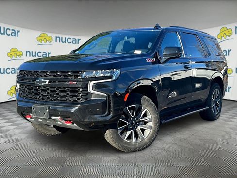 Used 2024 Chevrolet Tahoe Z71 w/ Luxury Package image 3