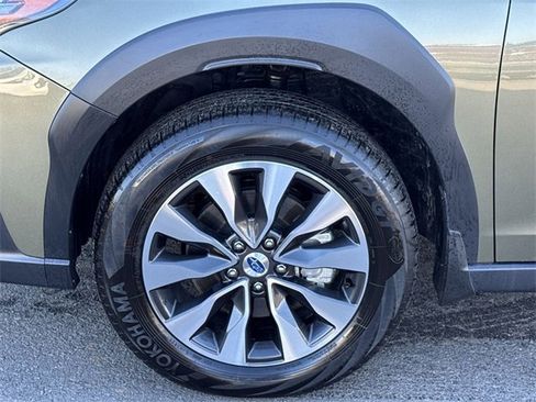 Used 2025 Subaru Outback Limited image 23