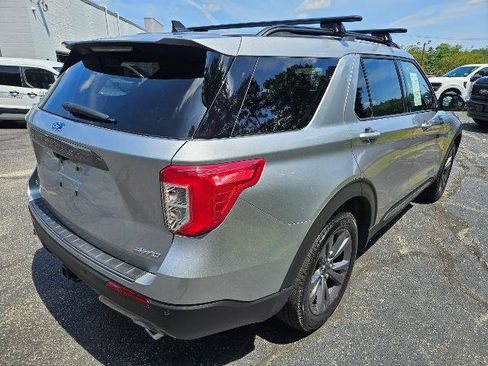 Certified 2023 Ford Explorer XLT w/ Equipment Group 202A AWD/4WD image 5