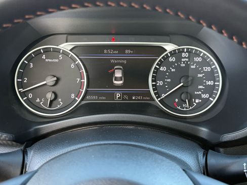 Used 2025 Nissan Sentra SR FWD image 20