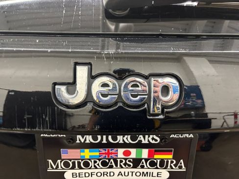 Used 2020 Jeep Grand Cherokee Laredo w/ Quick Order Package 2BN North AWD/4WD image 32