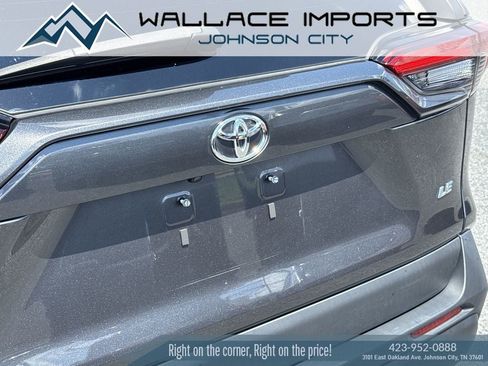 Used 2023 Toyota RAV4 LE FWD image 10